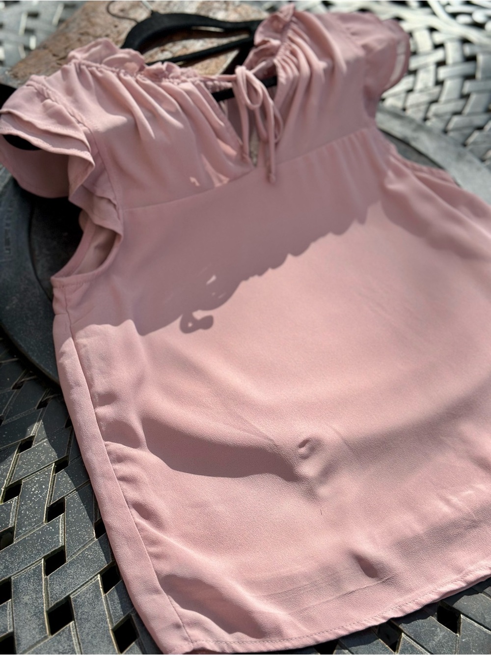 Monteau Pink Ruffle Tie Neck Blouse Women’s Medium